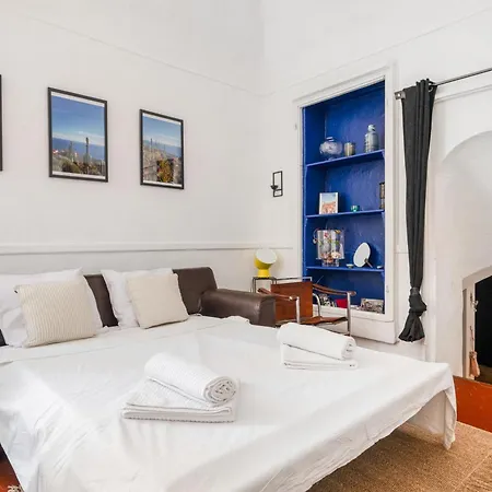 Les Sablettes - Vieille Parking Bord De * Menton